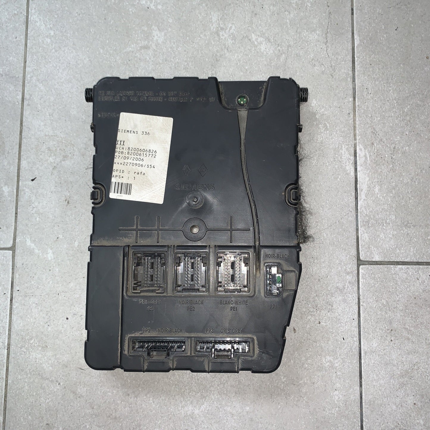 Centralina body computer Renault Megane dal 2002 al 2009 cod 8200606826