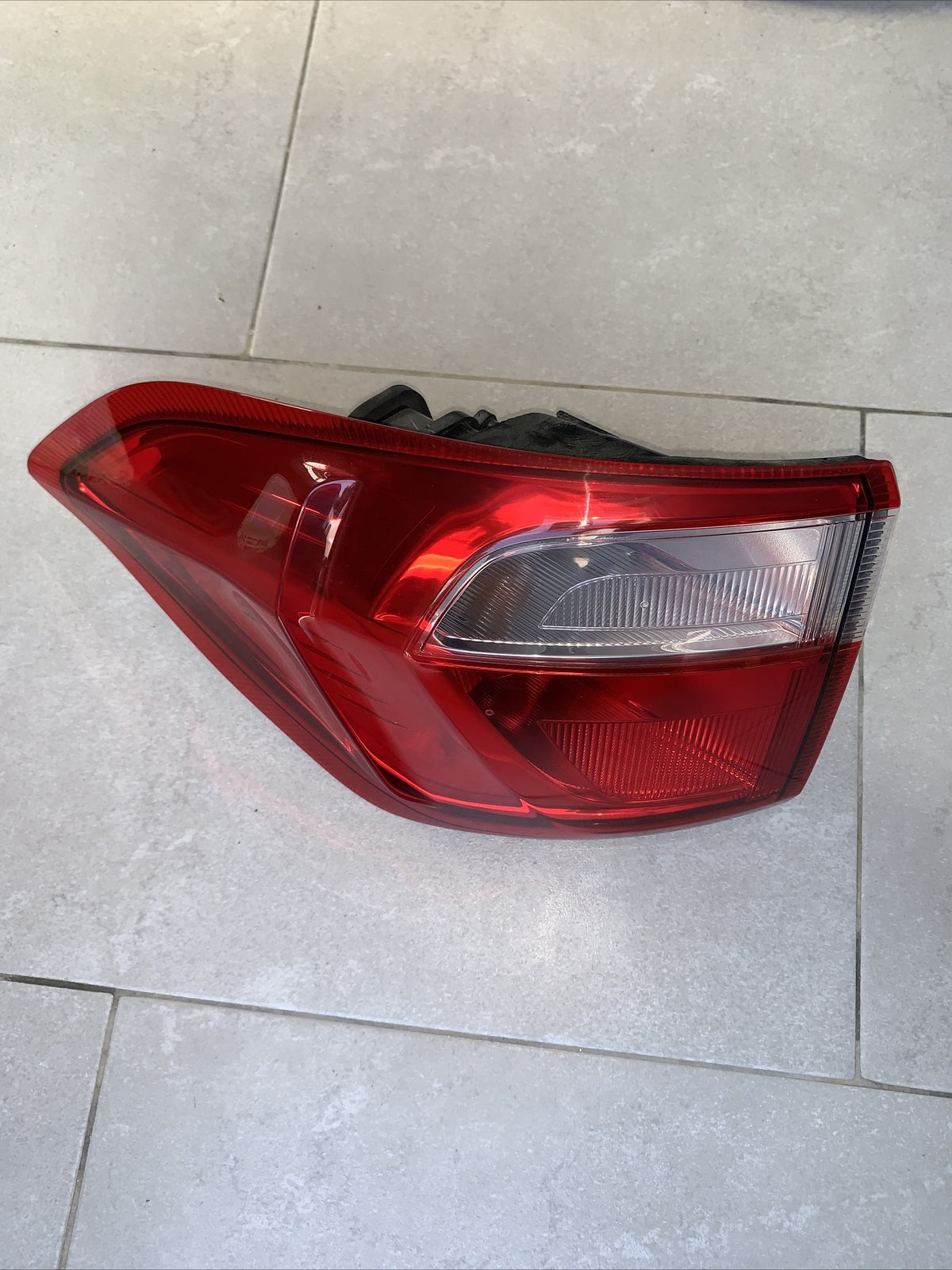 CN15-13405-BC STOP FANALE POSTERIORE SINISTRO LATO GUIDA FORD EcoSport 2022