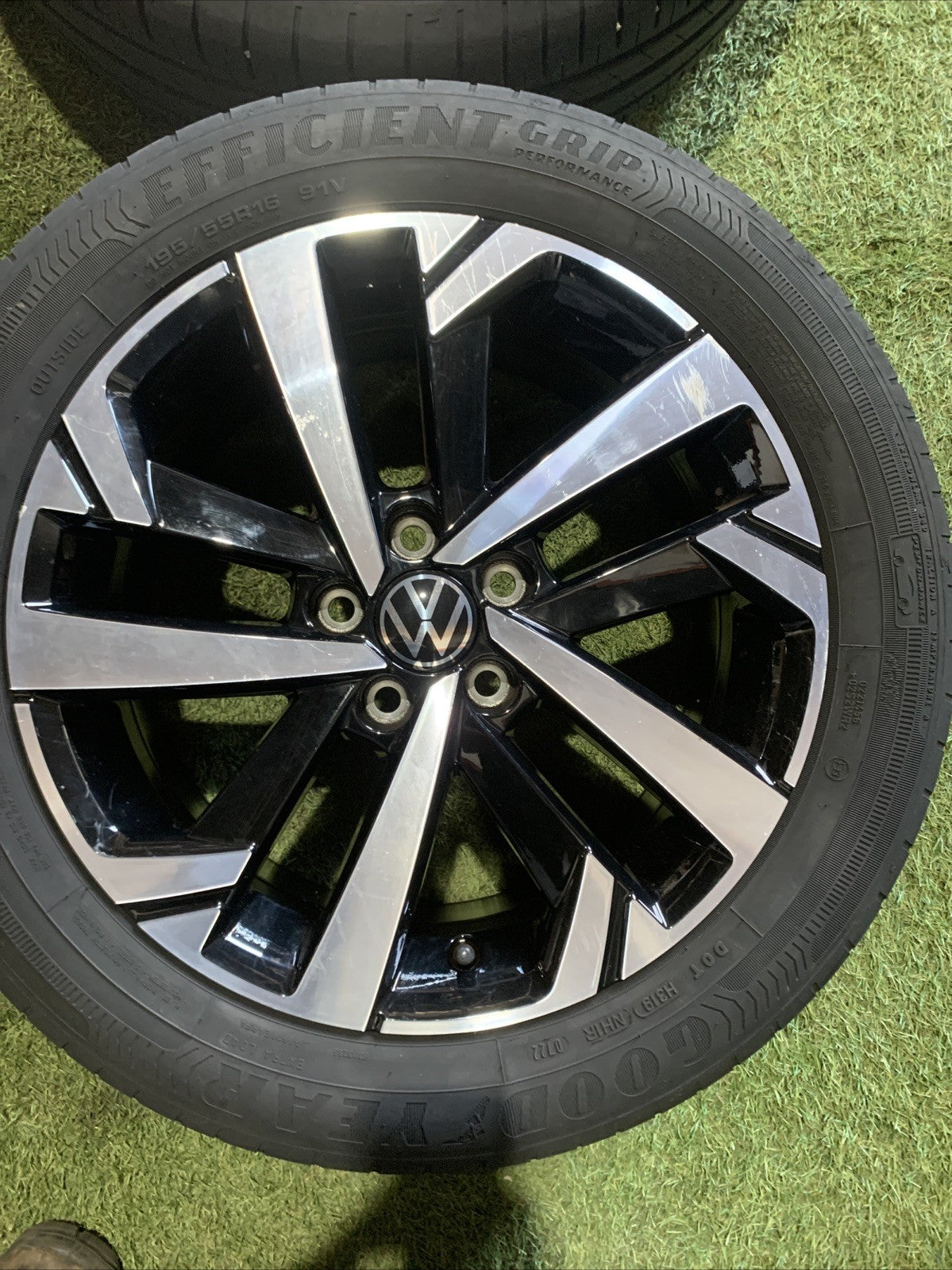 Cerchi In Lega Da 16 Con Gomme Volkswagen Polo 2023 2G0601025T