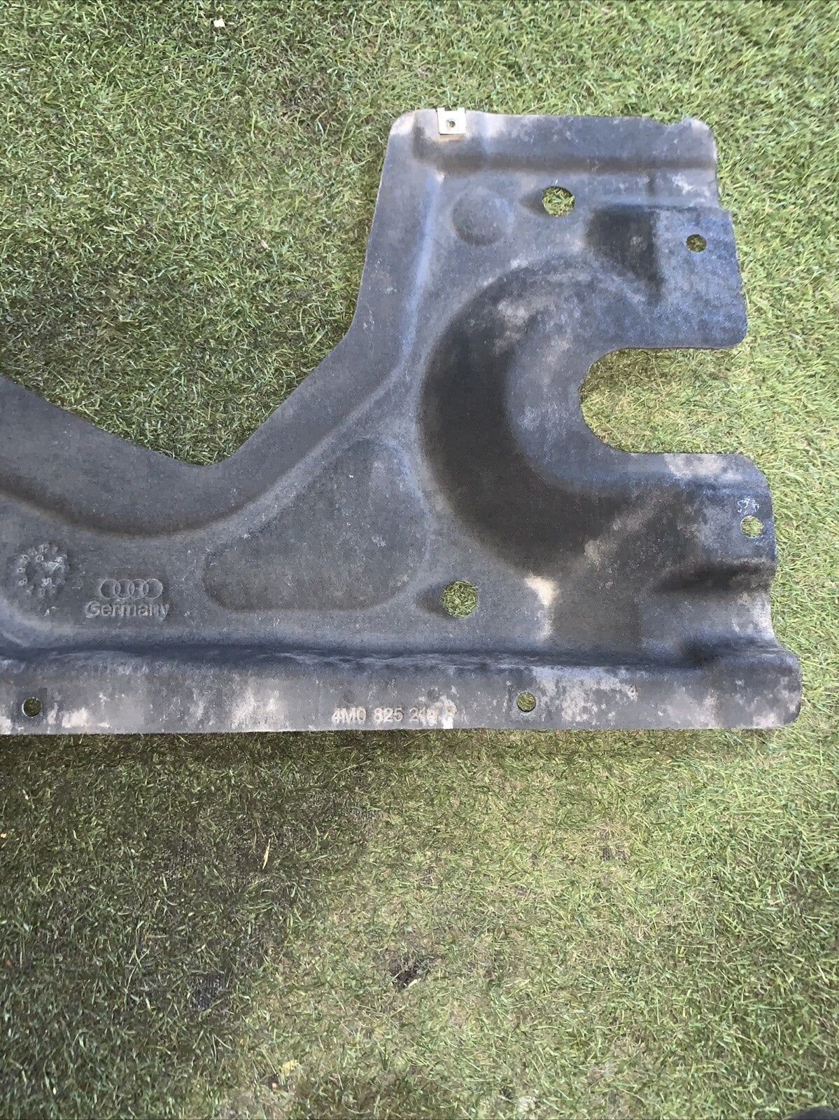 Sotto Scocca Posteriore Destro Audi Q7 2016 4M0825214F