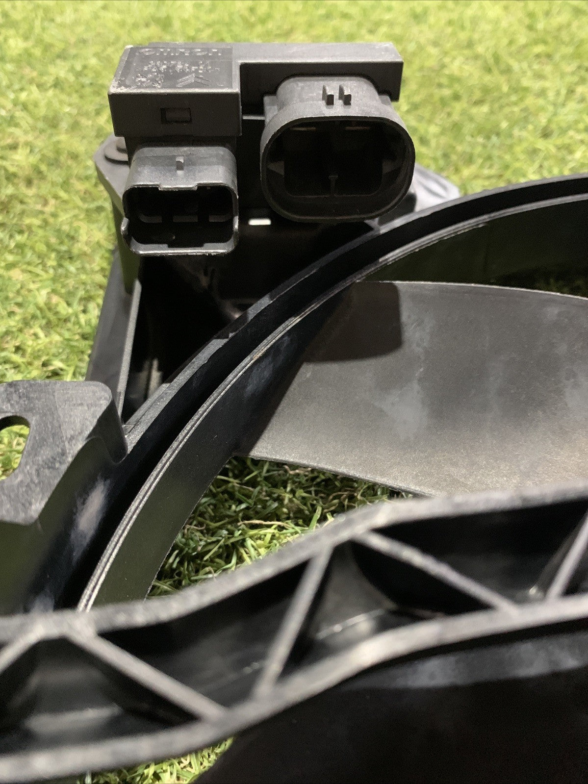 Elettroventola Peugeot 208 1.2 Benzina 9812028580