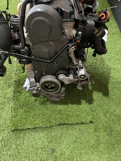 Motore Completo Volkswagen Passat 2004 1.9 Diesel AWX