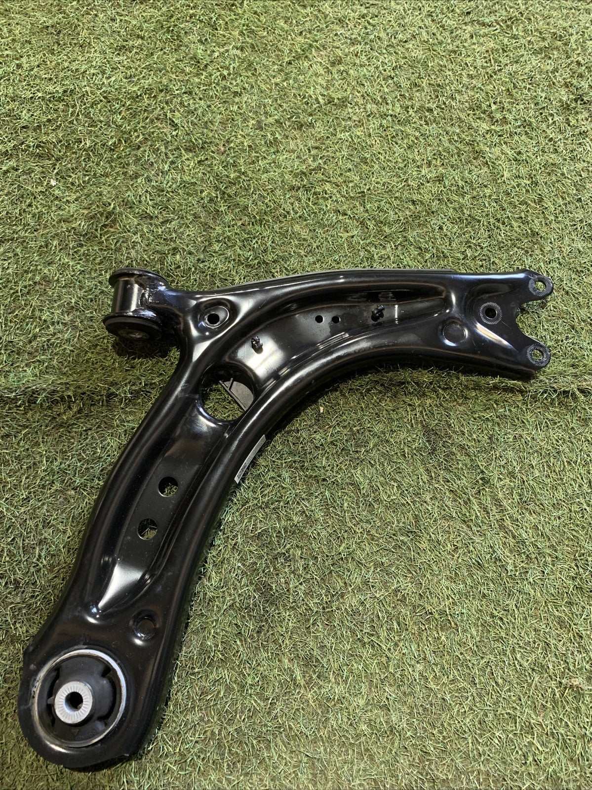 Braccio Oscillante Anteriore Destro Volkswagen T-Roc 2023 5WA407152C