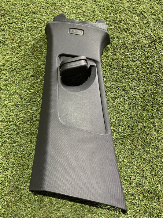 Rivestimento Colonna Sinistra Volkswagen Golf 8 5H0867243B