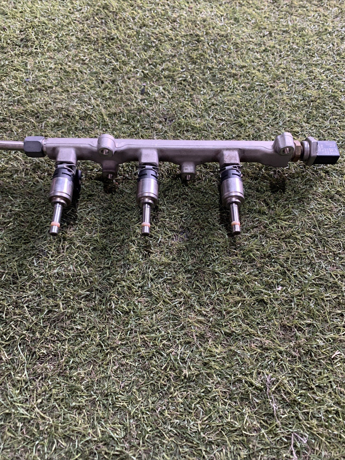 Flauto Iniettori Volkswagen T-Roc 1.0 Turbo Benzina DKR 04C133320G DKR