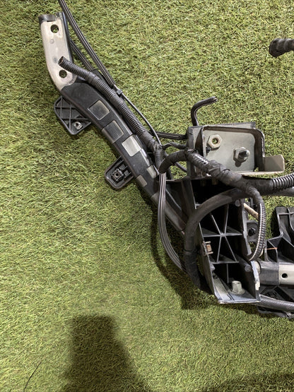 Traversa Batticofano Anteriore Maserati Levante 6700034073