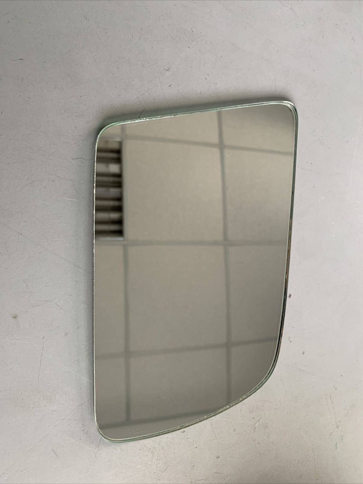 vetro specchietto destro opel vectra 1995