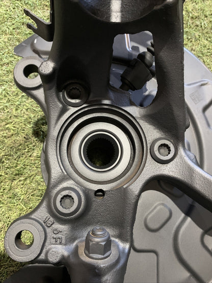 Mozzo Montante Fusello Anteriore Destro Audi A3 8V 1.6 5Q0256Q