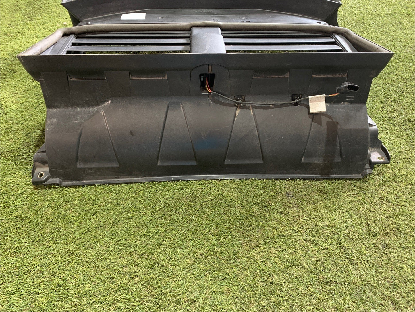 670065944 CONVOGLIATORE ARIA MASERATI LEVANTE