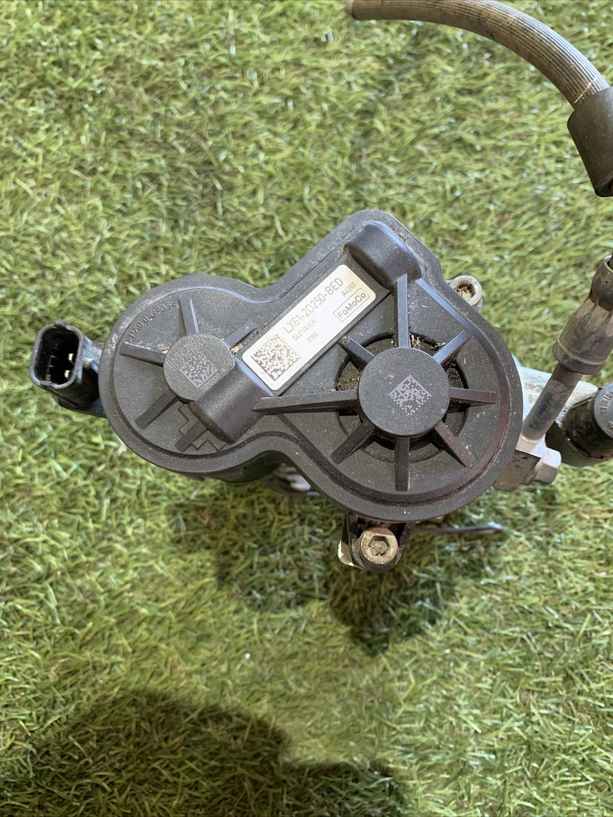 Pinza Posteriore Dx Ford Kuga 2022 2.5 Hybrid LX61-2D250-BED