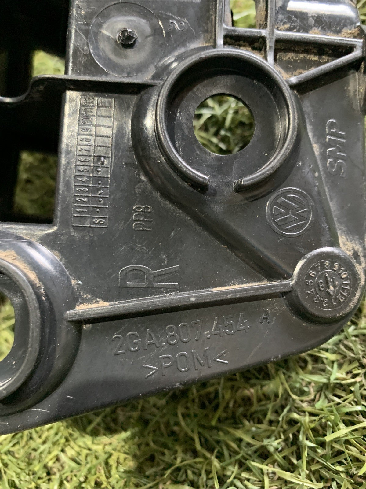 Staffa Paraurti Posteriore Destra Volkswagen T-Roc 2GA807454A