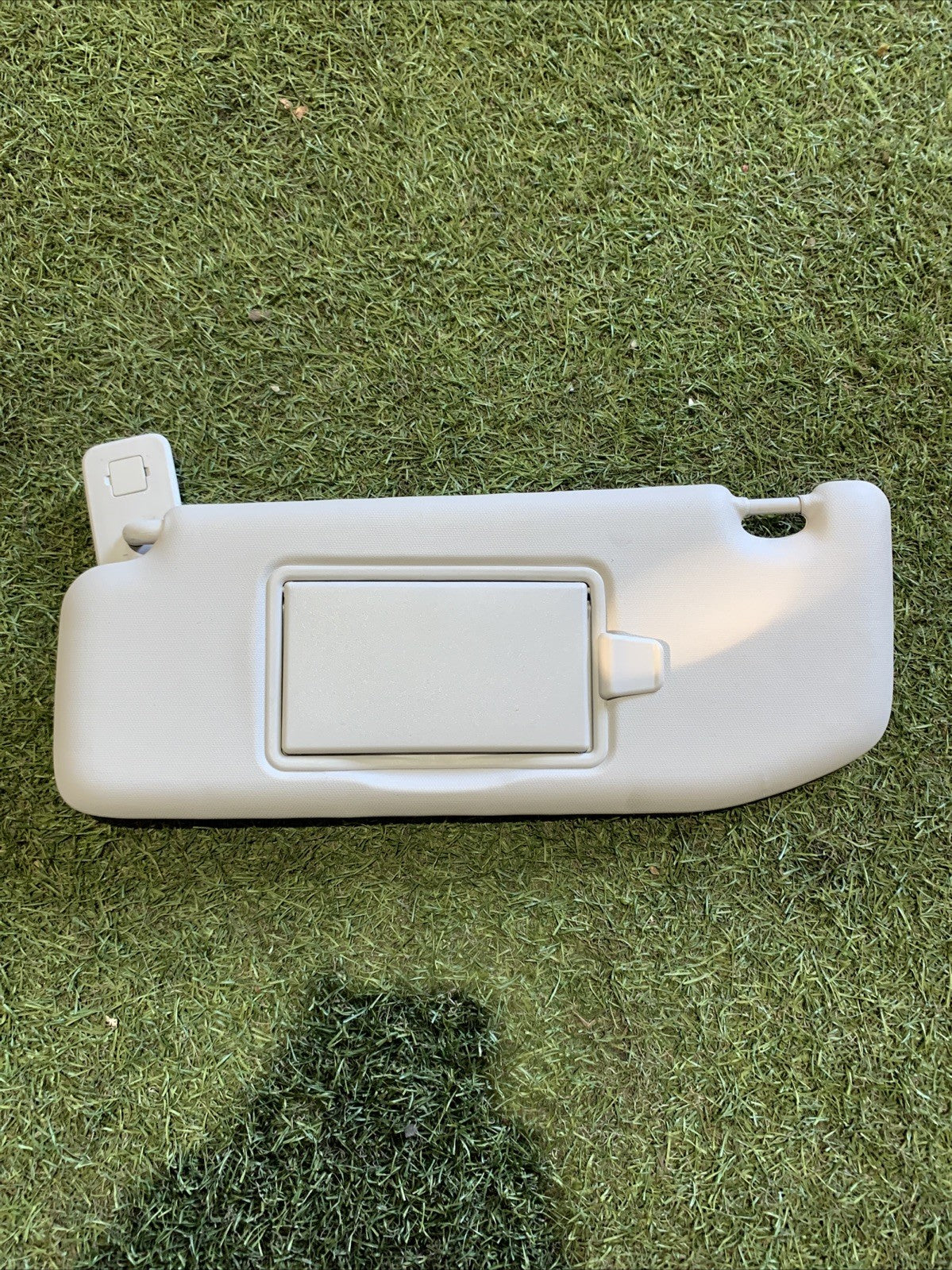 PARASOLE ALETTA ANTERIORE SX PER PEUGEOT 2008 Serie 96738898PR (19 )