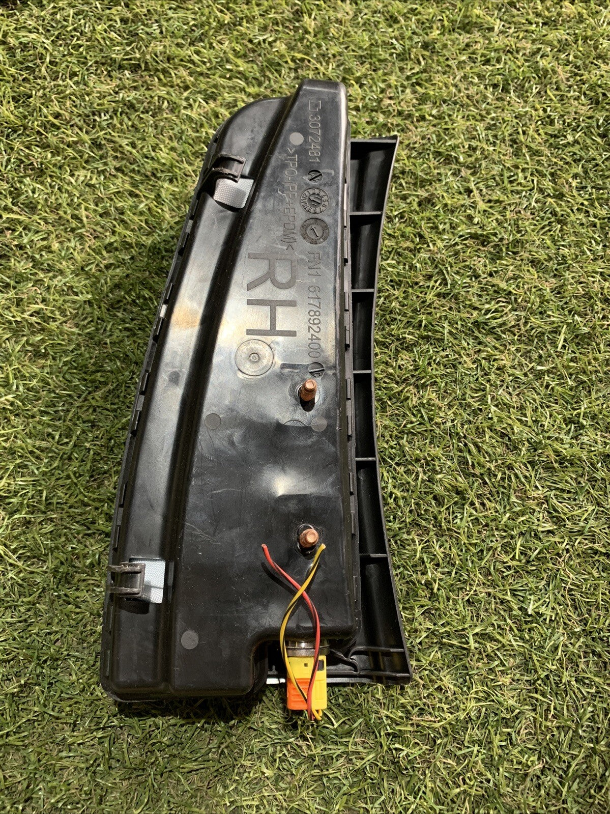 AIRBAG SEDILE DESTRO PER MERCEDES Classe B W246 2° Serie 617773200 (12>)