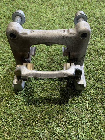 Porta Pinza Posteriore Sinistra Peugeot 208 2022 1643574580