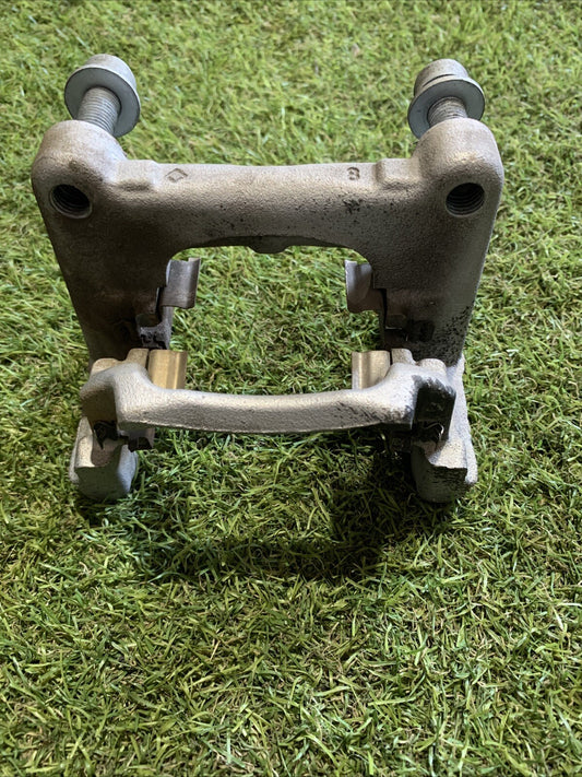 Porta Pinza Posteriore Sinistra Peugeot 208 2022 1643574580