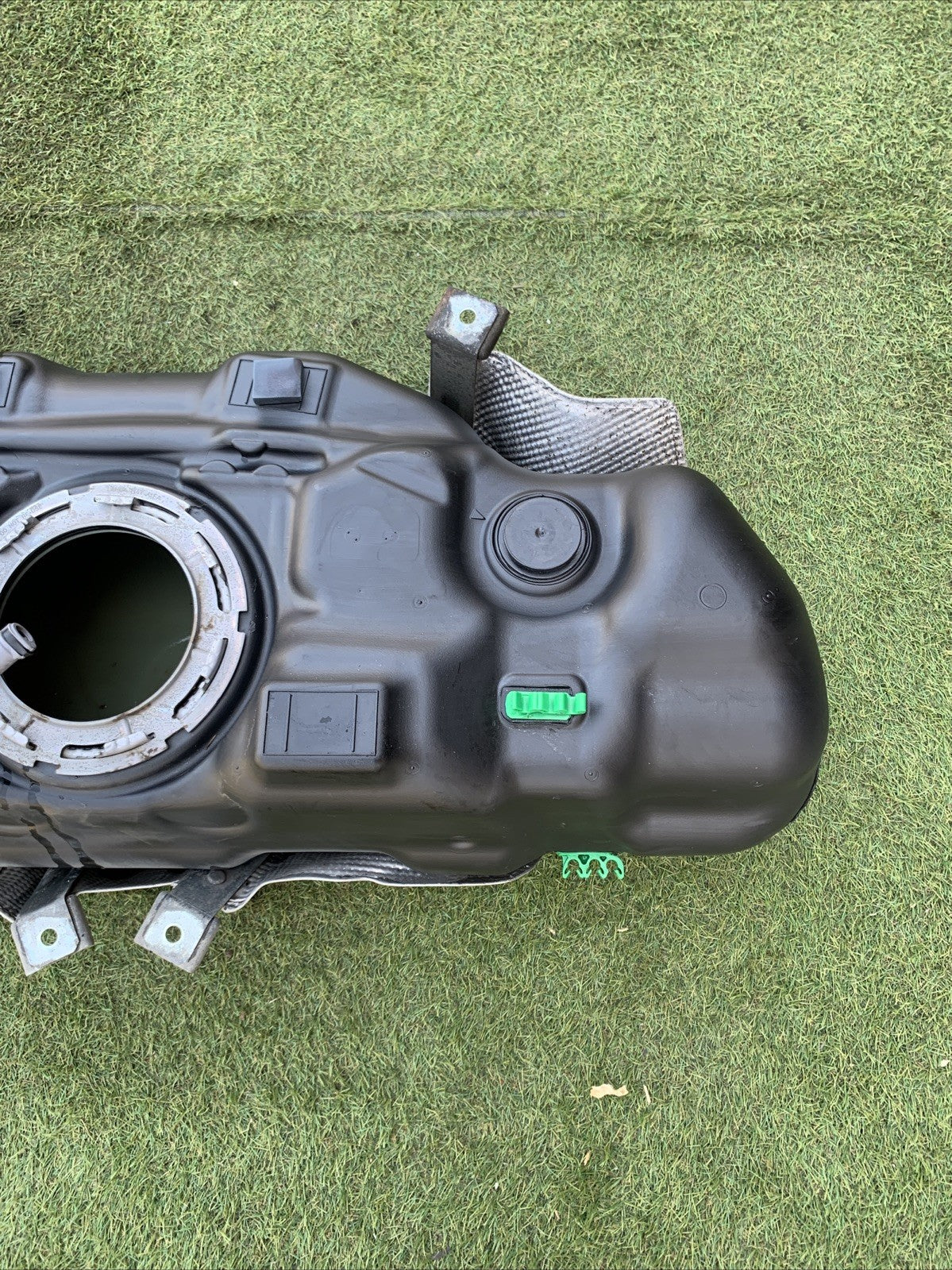 Serbatoio Carburante Fiat Panda 312 1.2b ( 2012 ) cod : 51885817 (2)