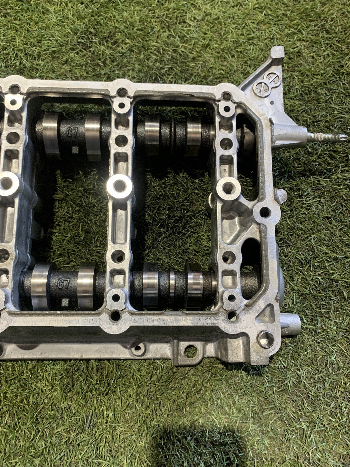 Alloggiamento Alberi A Camme Toyota C-HR 2016-2023 1.8 Hybrid  2ZR-FXE