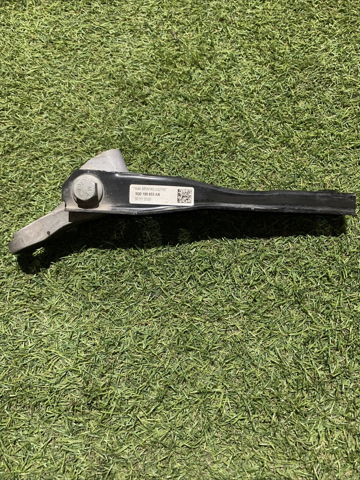 5Q0199855AB SUPPORTO STABILIZZATORE CAMBIO DSG  VOLKSWAGEN GOLF 8 2.0 BENZINA