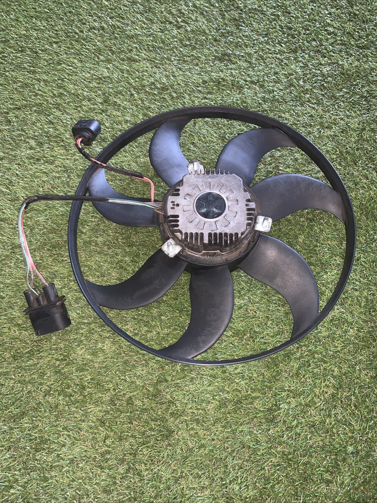 1K0959455P ELETTROVENTOLA VOLKSWAGEN GOLF 5 1.9 D (2005)