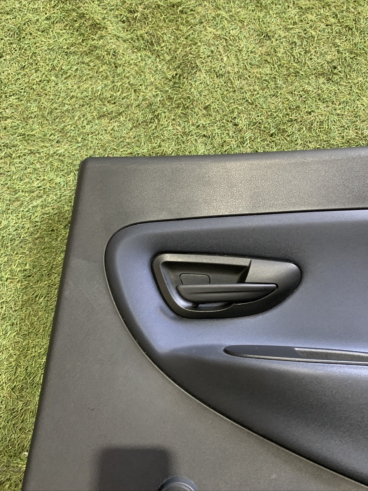 PANNELLO INTERNO PORTIERA POST DX LANCIA Ypsilon 4° Serie 735686084 (11-23)