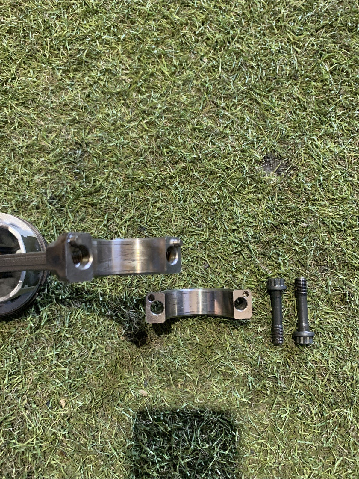 Pistone Motore Toyota Yaris 2017-2018 1.5 Benzina 1320149116 (1)