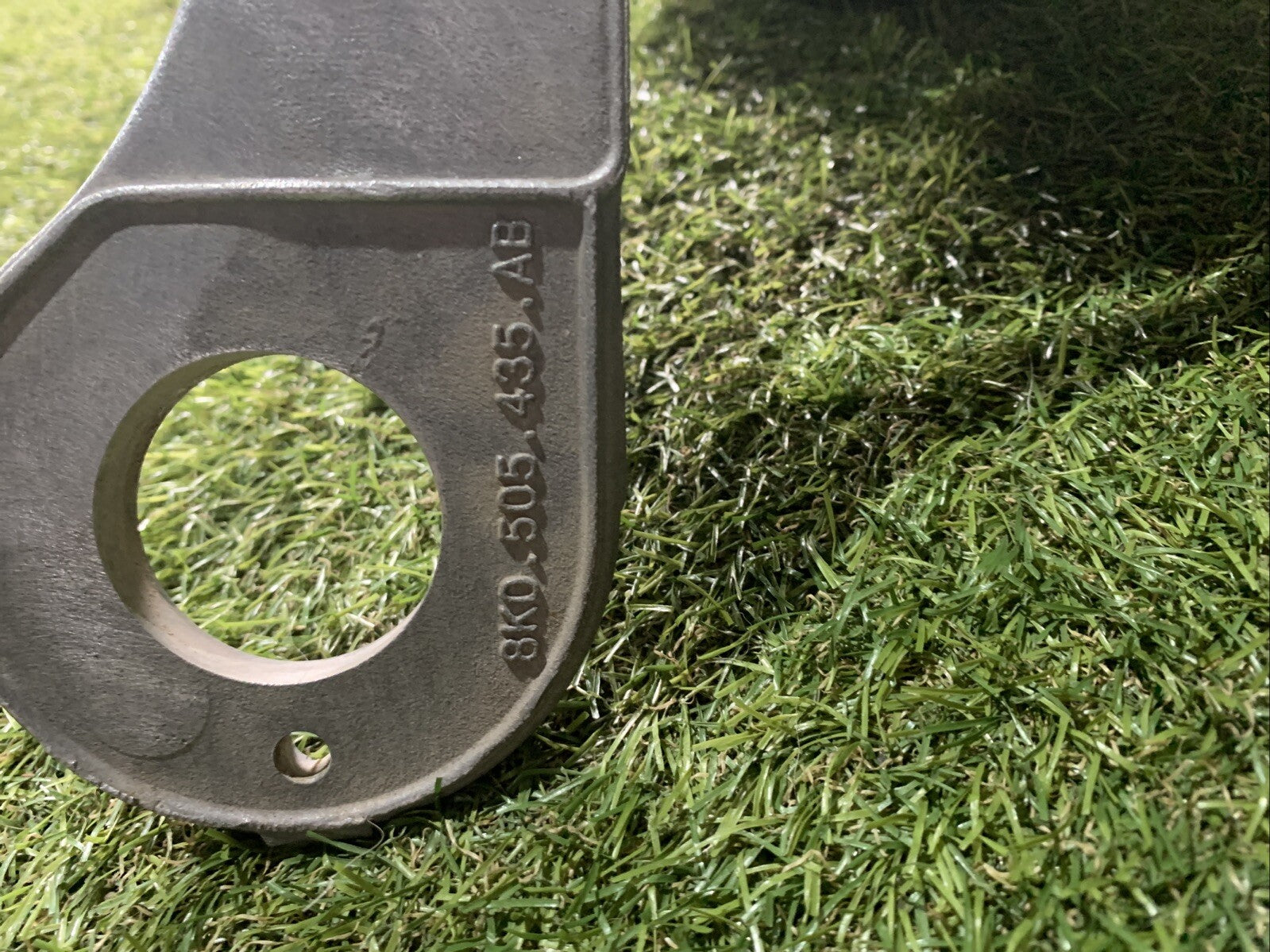 Mozzo Montante Fusello Posteriore Sinistro Audì A5 2012 8K0505435AB