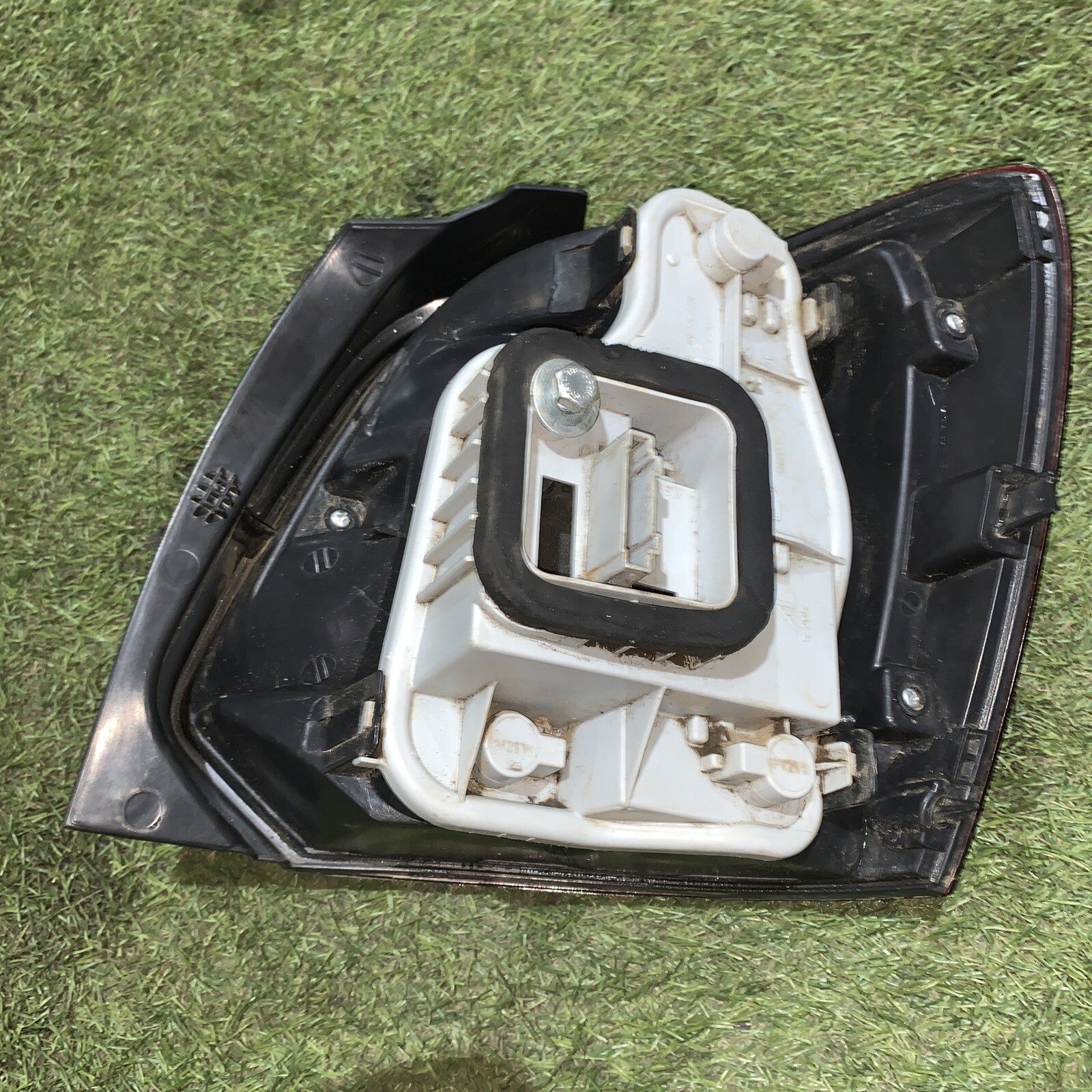 STOP FANALE POSTERIORE SINISTRO VOLKSWAGEN Polo 5° Serie 6R0945257A