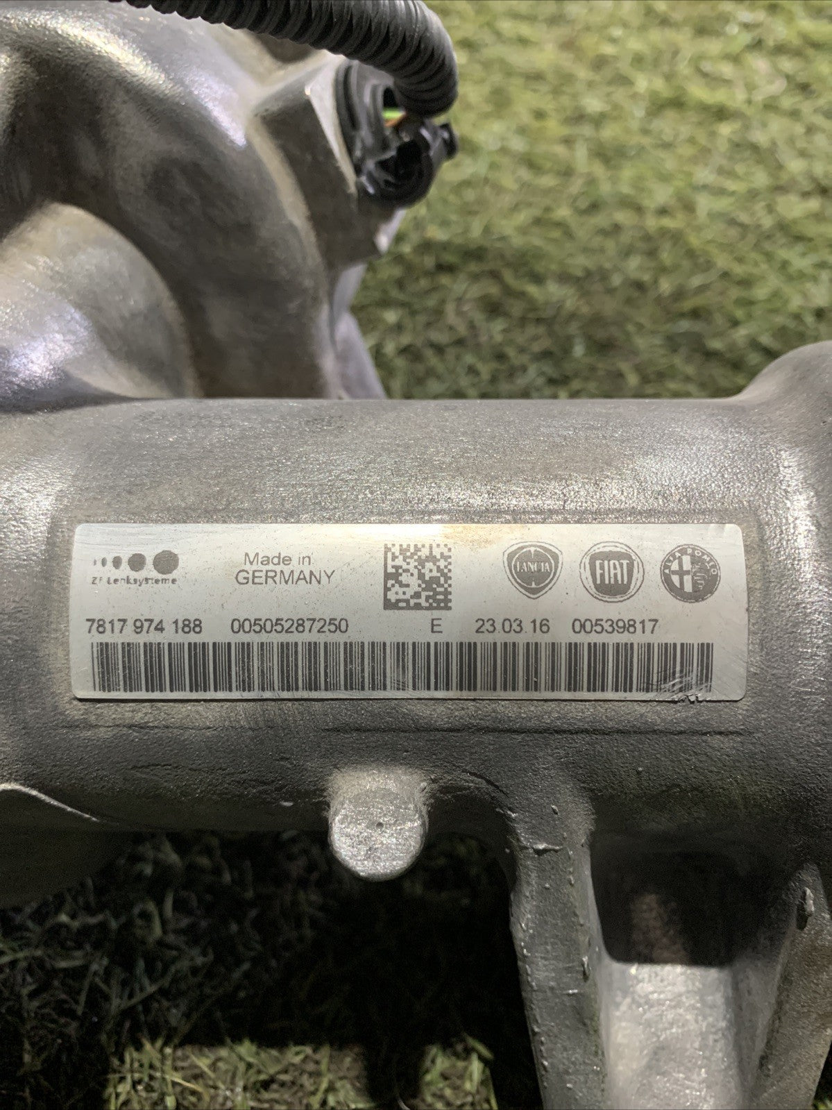 Scatola sterzo Alfa Romeo Giulietta anno 2016 originale Codice 00505287250 (2)