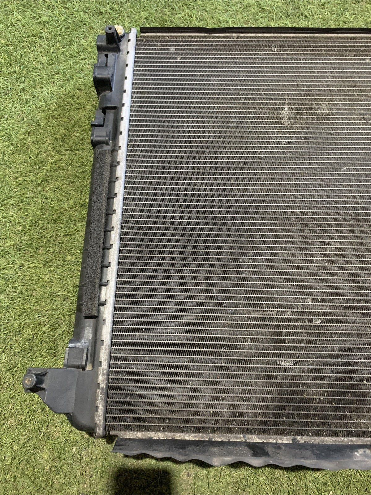 Radiatore Acqua Maserati Levante 16485982