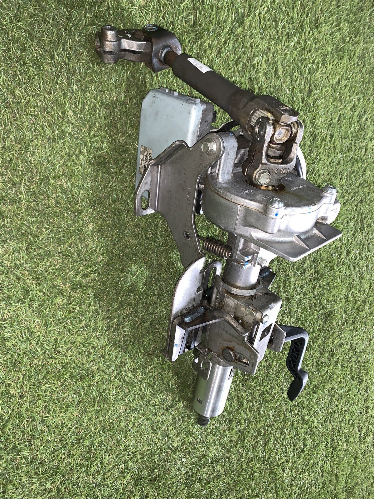 488102261R PIANTONE STERZO RENAULT Megane Serie (15) 1500 Diesel (2016)