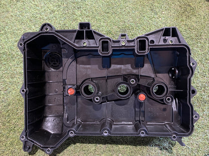 Coperchio Punterie Peugeot 208 2017 1.2 Benzina HM01 9811067580