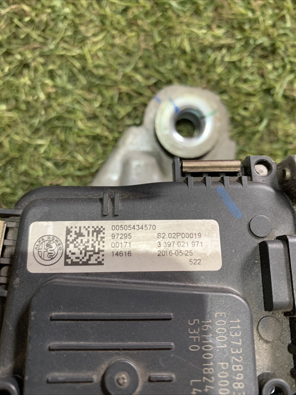 Motorino Tergicristalli Anteriore Alfa Romeo Giulia ( 2017 ) cod : 00505434570