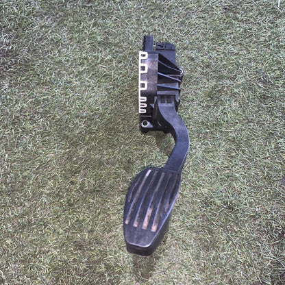 PEDALE ACCELERATORE FIAT Panda 3° Serie 005209784700B (3)