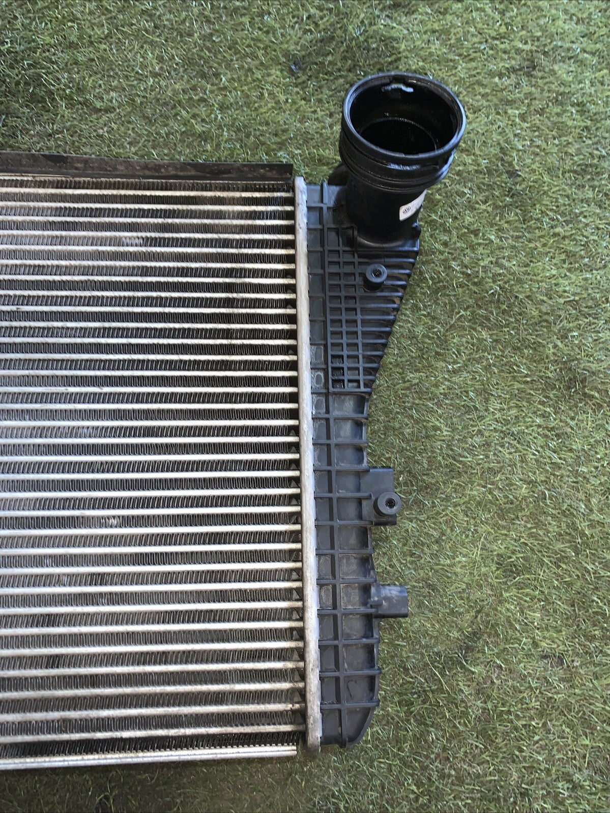 RADIATORE INTERCOOLER VOLKSWAGEN GOLF 5 1.9 1K0145803A