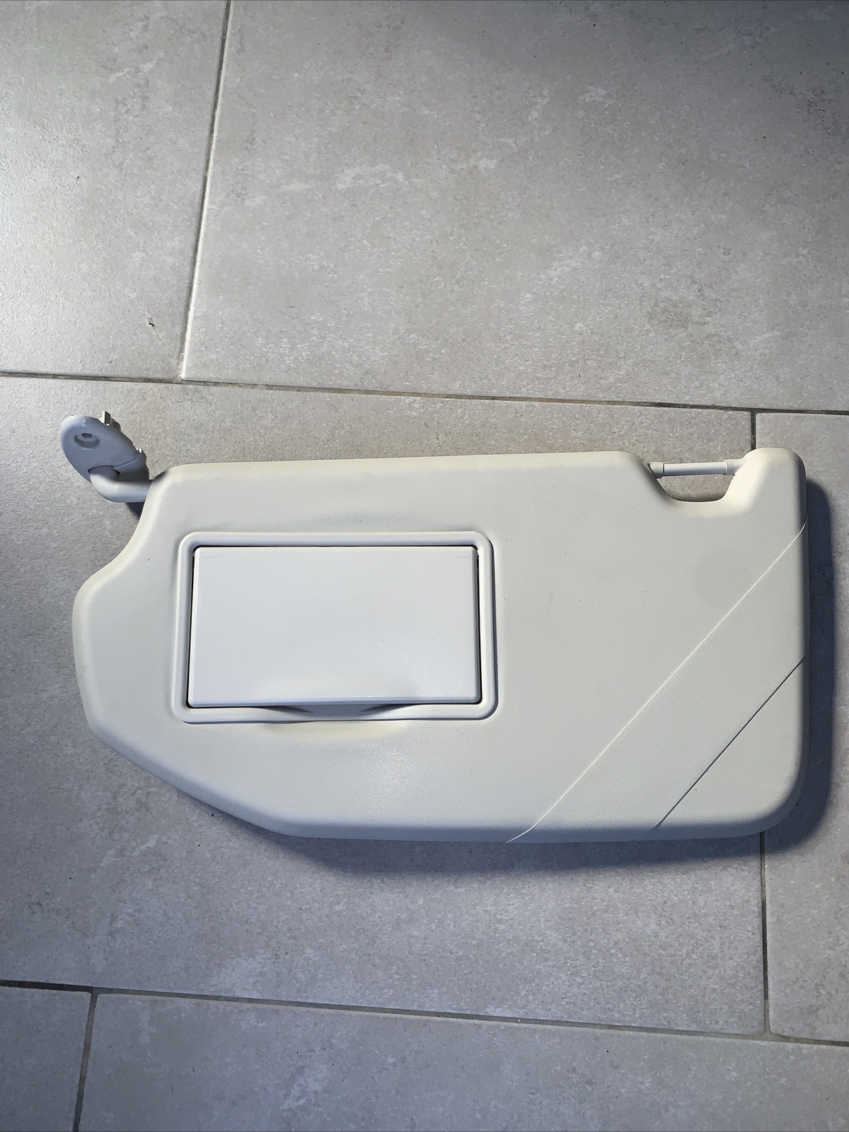 aletta parasole sinistra lato guida ford ecosport 2022