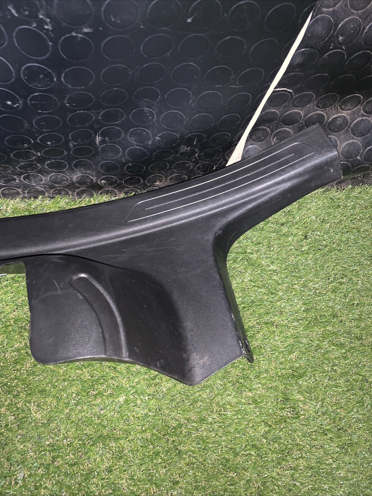 Rivestimento montante inferiore posteriore SX Lancia Ypsilon 2012 735489375