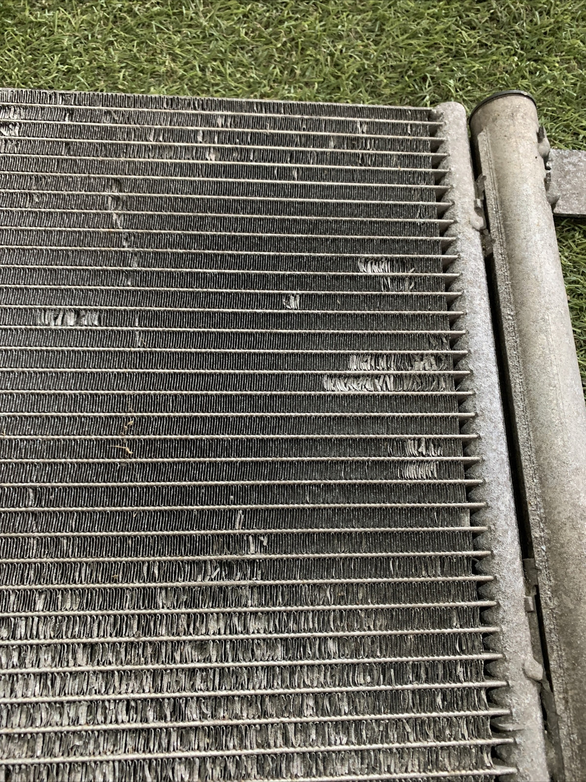 1K0820411N CONDENSATORE RADIATORE CLIMATIZZATORE CLIMA A/C VOLKSWAGEN GOLF 6 1.6