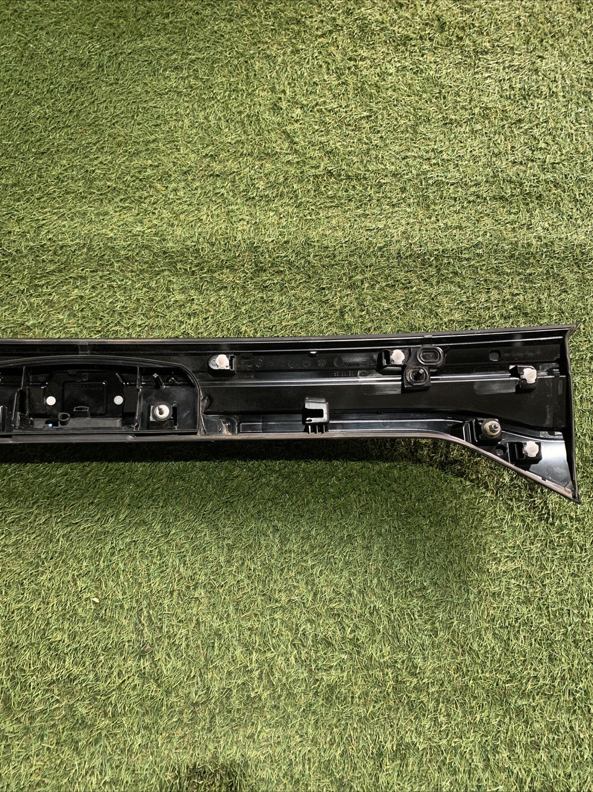 FANALE STOP CENTRALE PORTELLONE POSTERIORE  VOLKSWAGEN T-CROSS 2022 2GM827577J