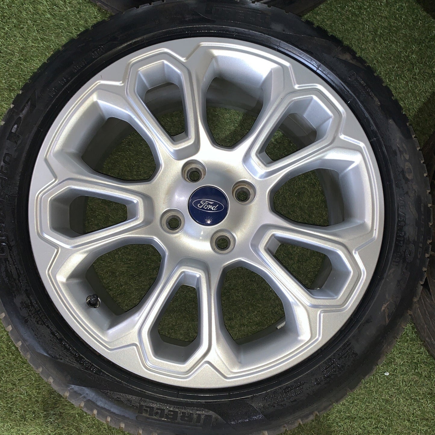 Cerchi In Lega 17 Ford Ecosport 205/50R17