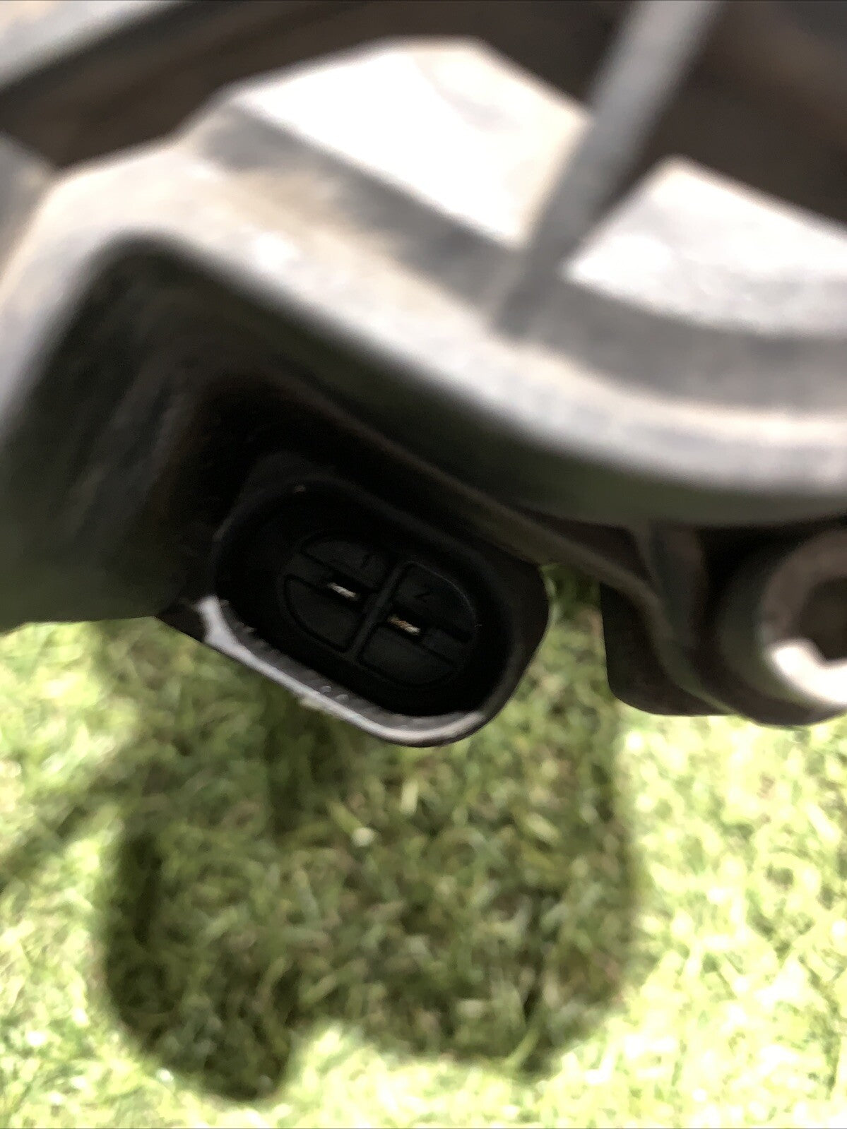 Pinza Posteriore Sinistra Volkswagen Golf 8R 2.0 Benzina 5WA615405AF