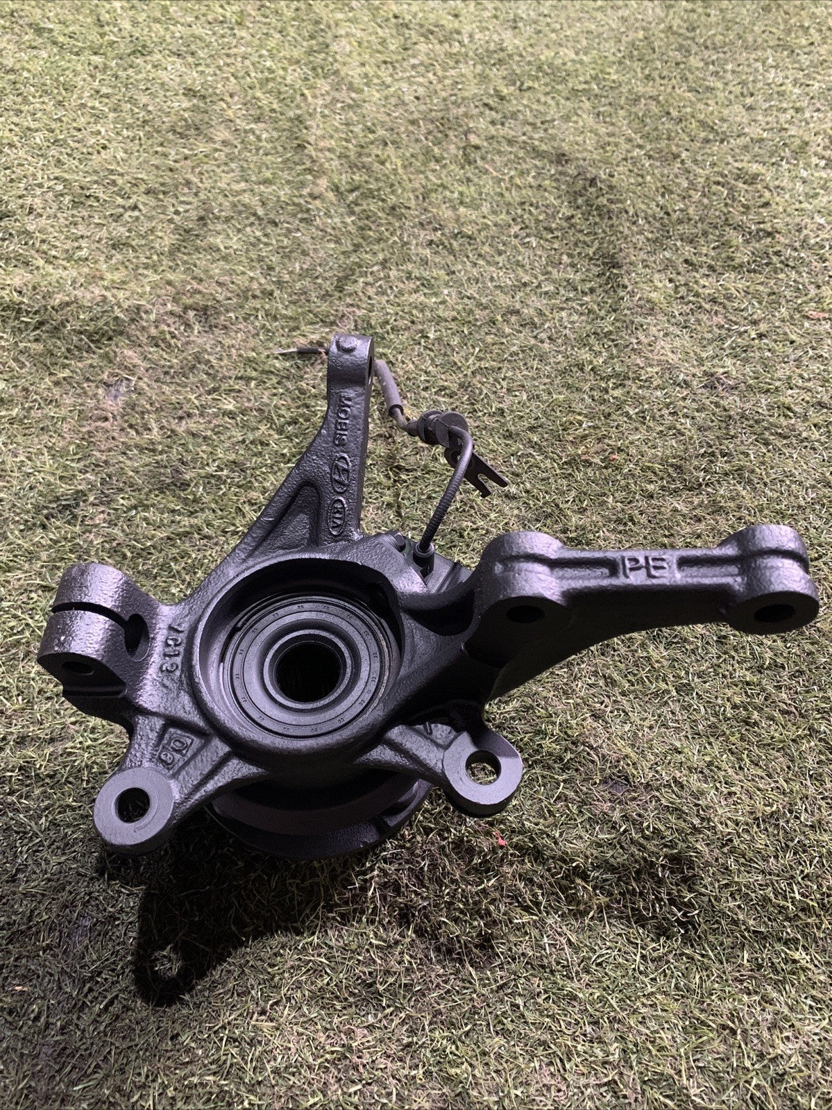 Mozzo Montante Fusello Anteriore Sinistro Hyundai I10 2017-2019 1.0 Benzina 