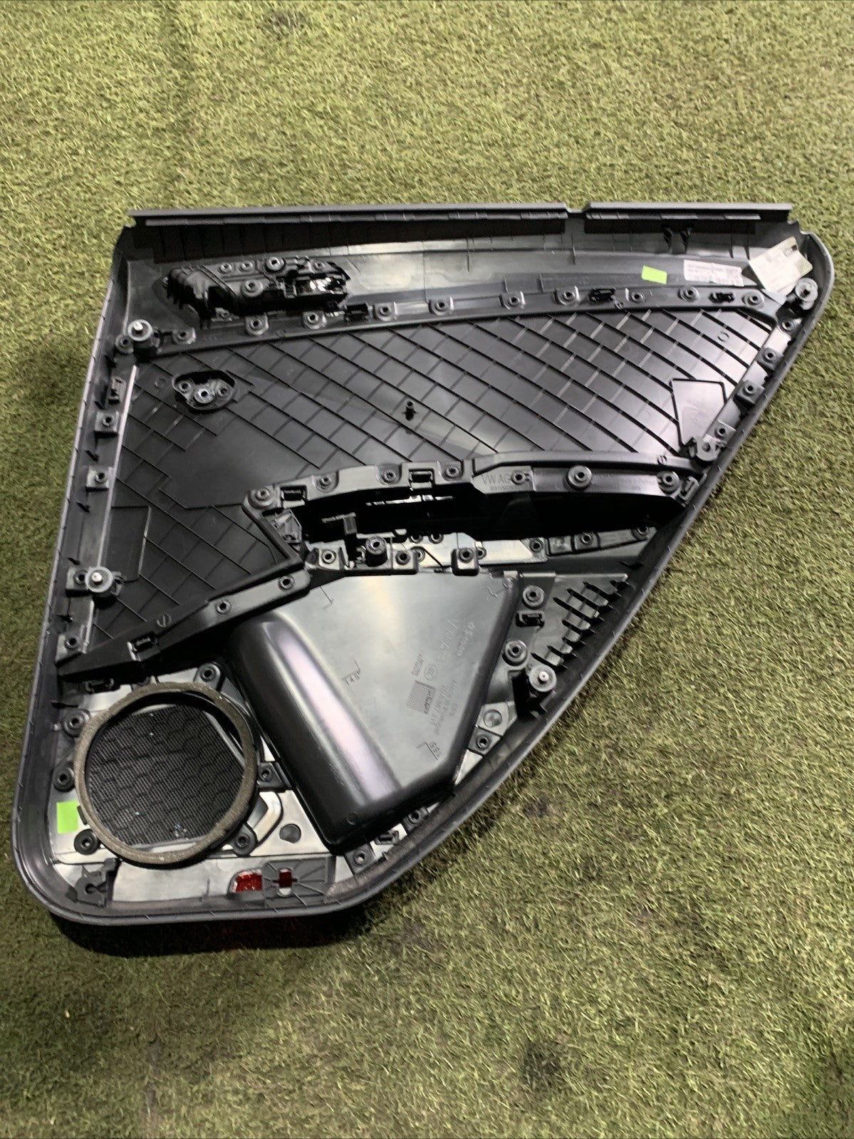 PANNELLO POSTERIORE SINISTRO PER VOLKSWAGEN T-Roc Serie 2GA867211 (17>)