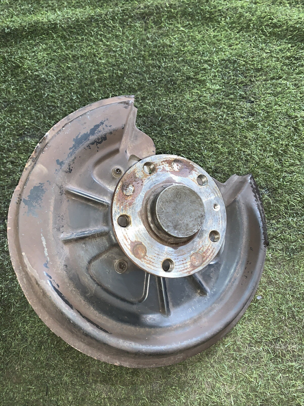 Mozzo Montante Posteriore Sinistra Volkswagen Golf 5 1.9 1K0435N (2)