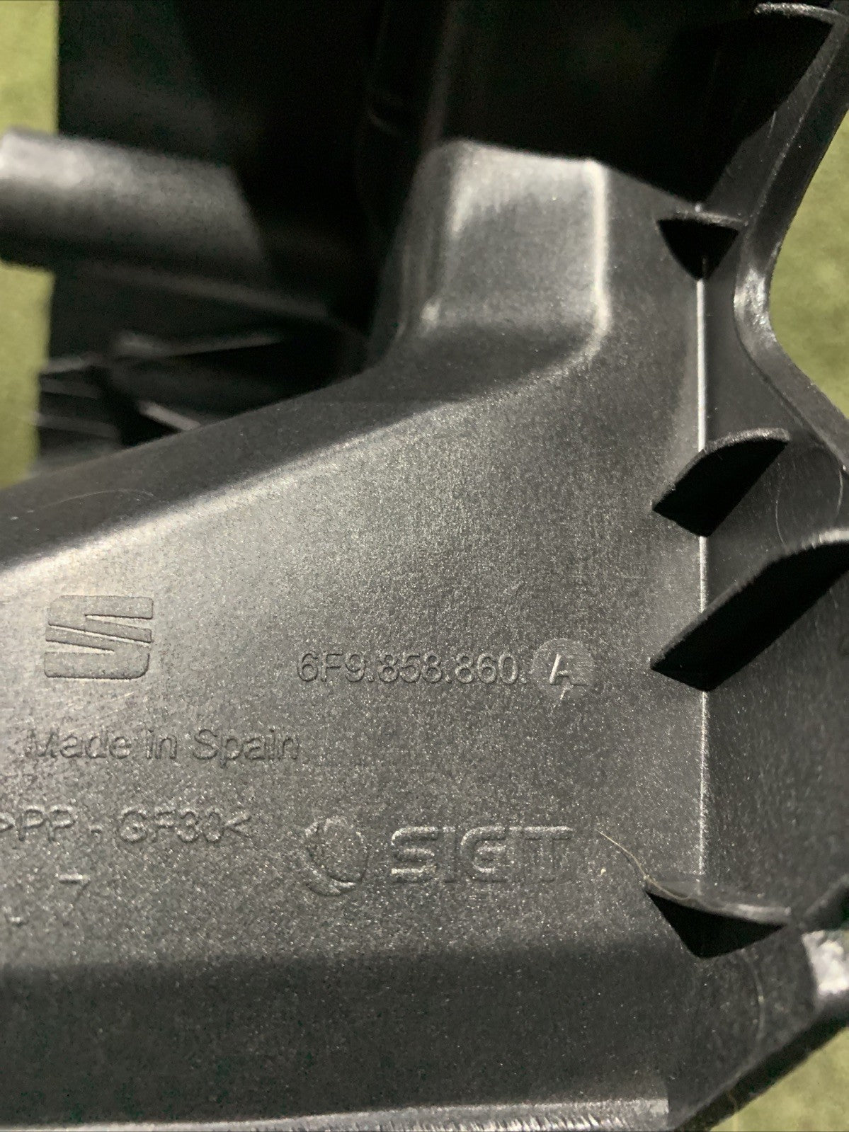 Supporto Destro Cappelliera Posteriore Bagagliaio Seat Arona 2024 6F9858860