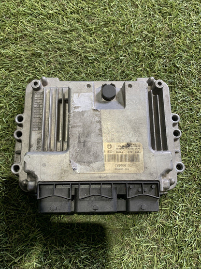 CENTRALINA MOTORE PER RENAULT Scenic Serie 8200601334 0281013366 1.5 Diesel