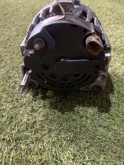 ALTERNATORE PER VOLKSWAGEN Polo 3° Serie 037903025G Benzina 1.4 (94>01)