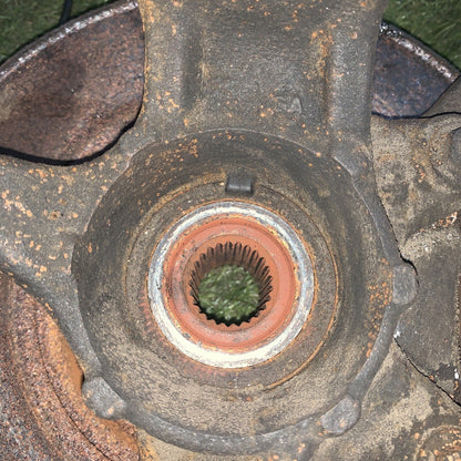 Mozzo montante fusello anteriore SX per Ford Fiesta 1.4  Diesel (2006)