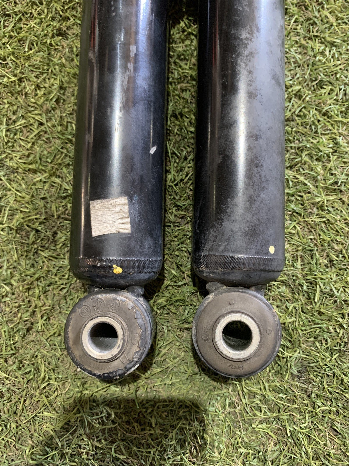 Coppia di ammortizzatori posteriori per Fiat 500 anno 2017 cod: 00520703490