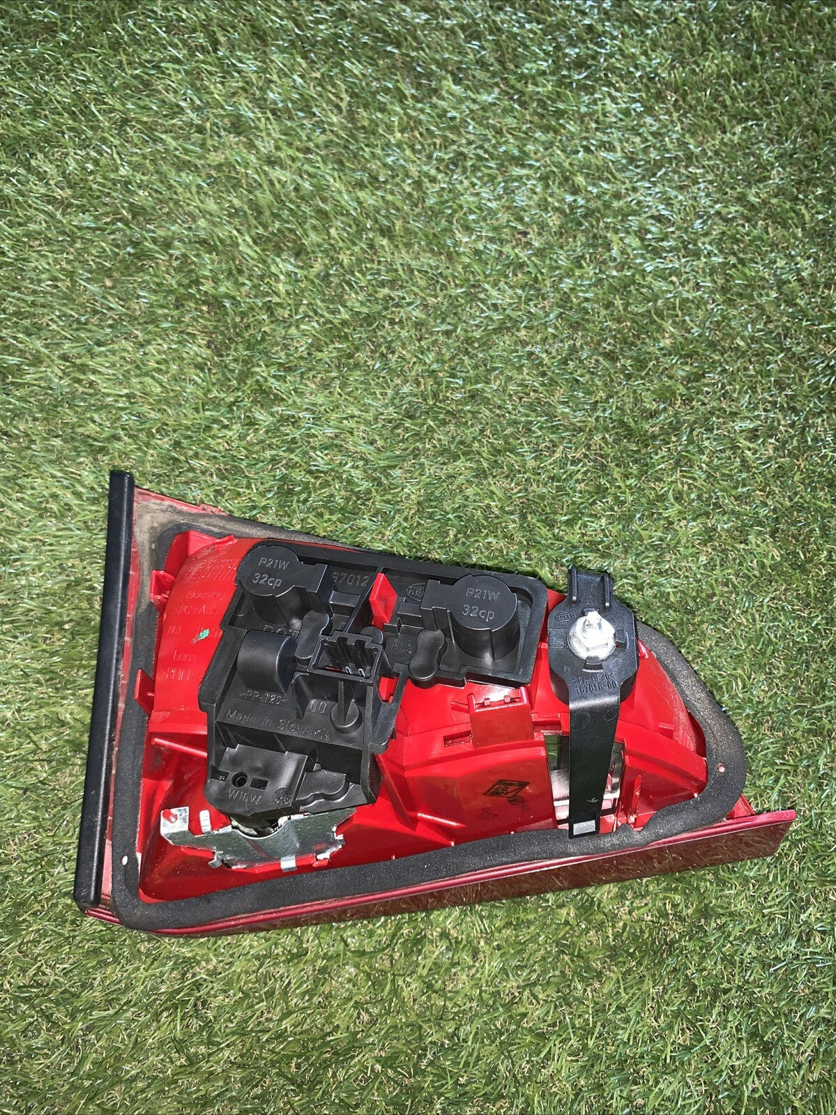 8K0945094D FARO FANALE POSTERIORE DESTRO PARTE INTERNA AUDI A4 2010 BERLINA