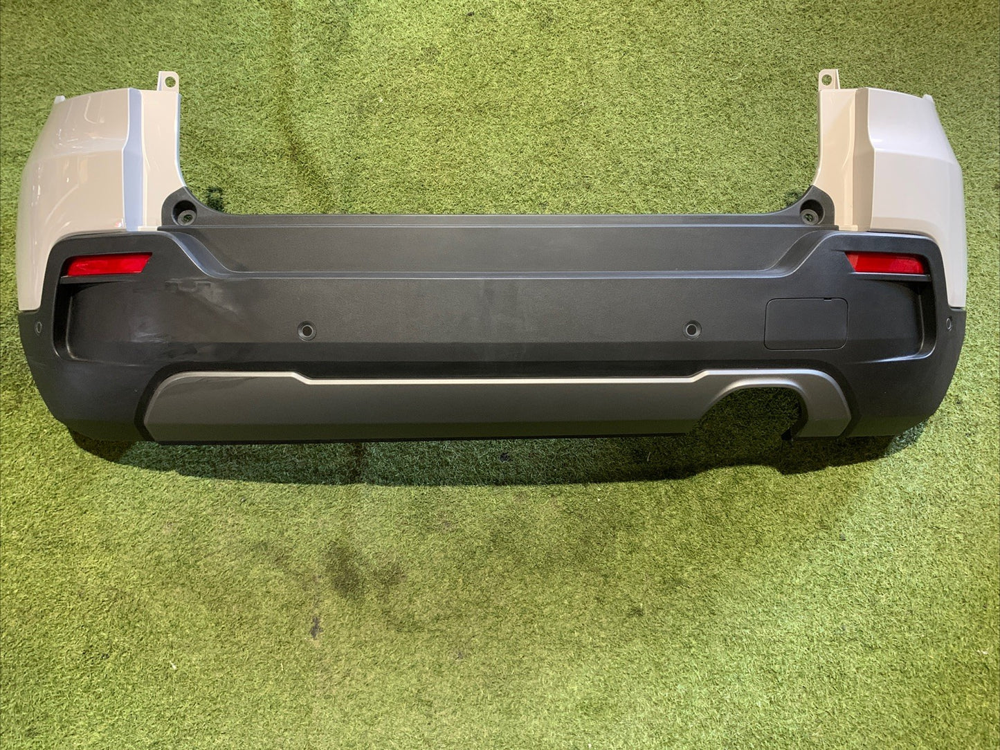 Paraurti Posteriore Jeep Avenger 2025 Con Sensori Di Parcheggio 